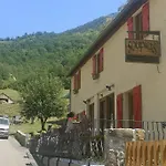 Alojamento de Acomodação e Pequeno-almoço Soupiets 3*